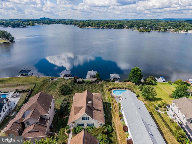 46 LAKE MEADE DR, East Berlin, PA 17316