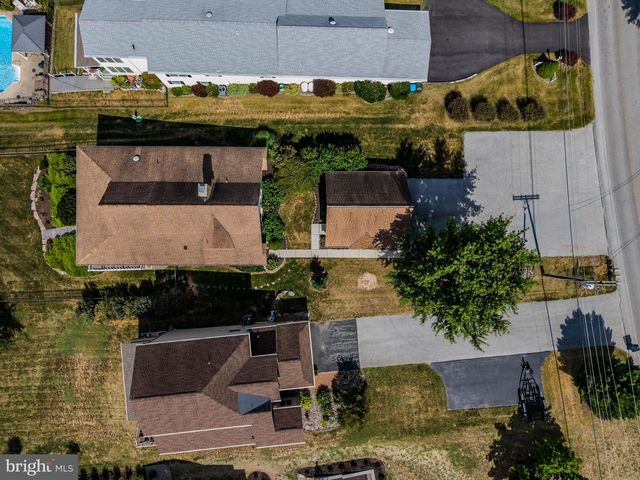 46 LAKE MEADE DR, East Berlin, PA 17316