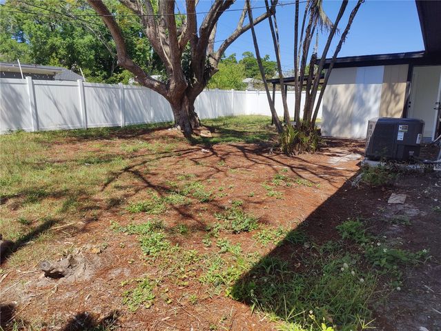 7498 ORPINE DRIVE N, St Petersburg, FL 33702