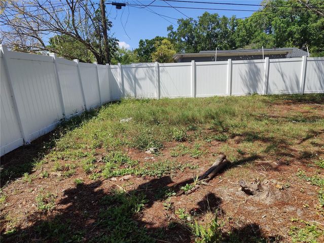 7498 ORPINE DRIVE N, St Petersburg, FL 33702