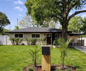 7498 ORPINE DRIVE N, St Petersburg, FL 33702