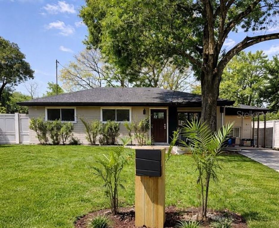 7498 ORPINE DRIVE N, St Petersburg, FL 33702