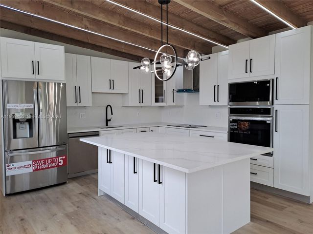 3110 SW 15th Ct, Fort Lauderdale, FL 33312