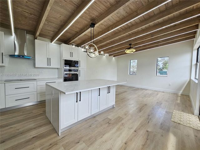 3110 SW 15th Ct, Fort Lauderdale, FL 33312