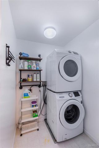 551 Fortress Court, St Charles, MO 63303