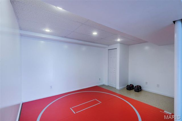 551 Fortress Court, St Charles, MO 63303