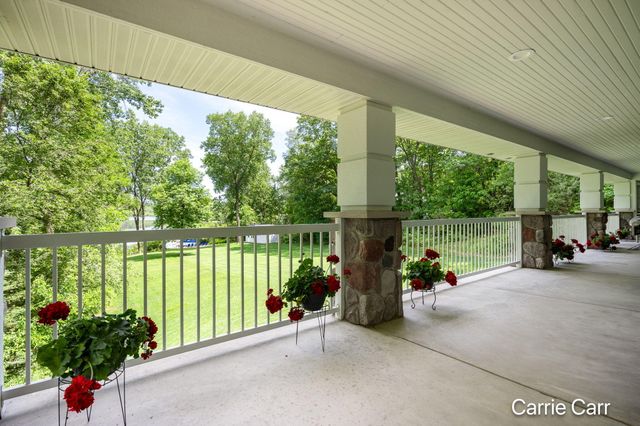 8170 Freska Lake Drive Ne, Plainfield Twp, MI 49321