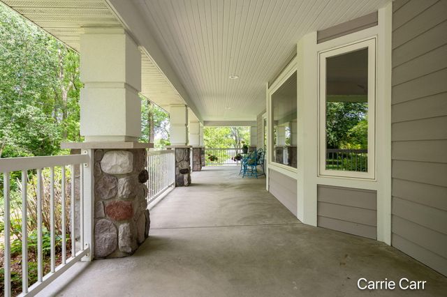 8170 Freska Lake Drive Ne, Plainfield Twp, MI 49321