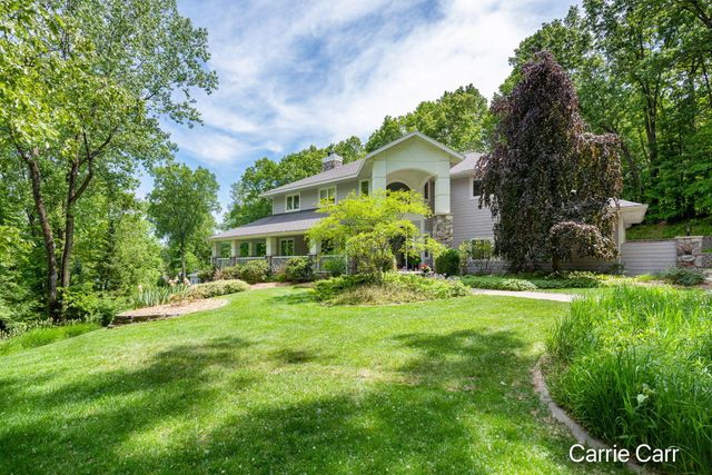 8170 Freska Lake Drive Ne, Plainfield Twp, MI 49321