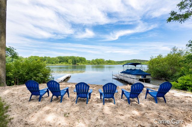 8170 Freska Lake Drive Ne, Plainfield Twp, MI 49321