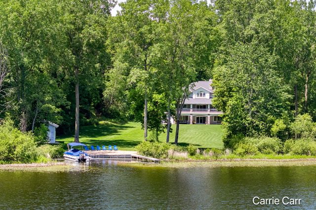 8170 Freska Lake Drive Ne, Plainfield Twp, MI 49321