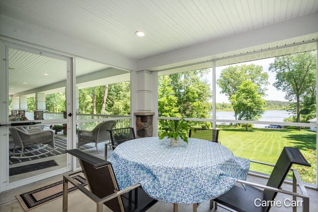 8170 Freska Lake Drive Ne, Plainfield Twp, MI 49321
