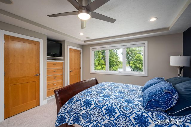 8170 Freska Lake Drive Ne, Plainfield Twp, MI 49321