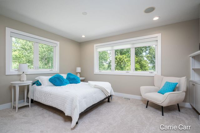 8170 Freska Lake Drive Ne, Plainfield Twp, MI 49321