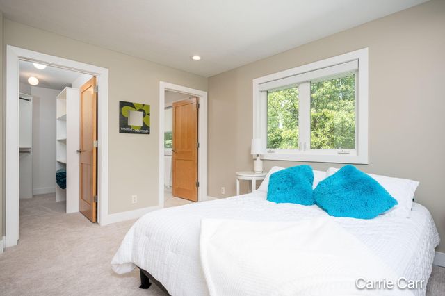8170 Freska Lake Drive Ne, Plainfield Twp, MI 49321
