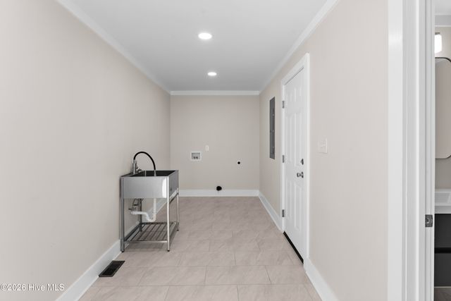 1000 Pine Street, Lake Waccamaw, NC 28450