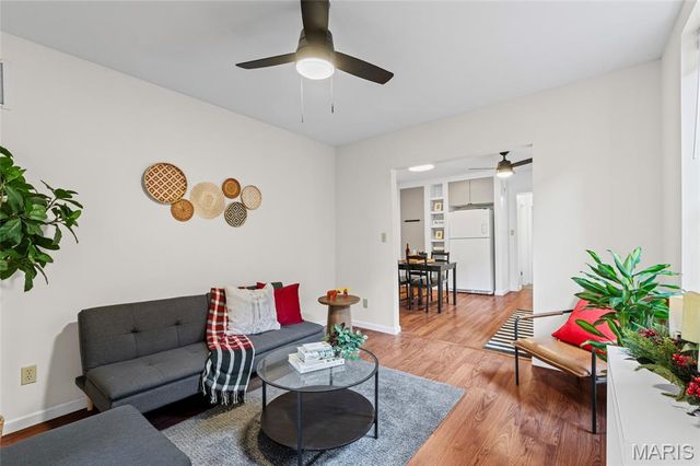 2840 Dalton Avenue, St Louis, MO 63139