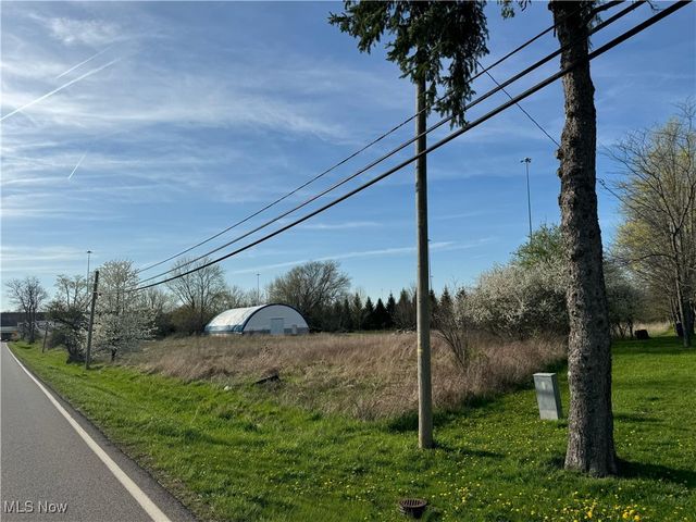 5833 Greenwich Road, Seville, OH 44273