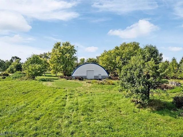 5833 Greenwich Road, Seville, OH 44273