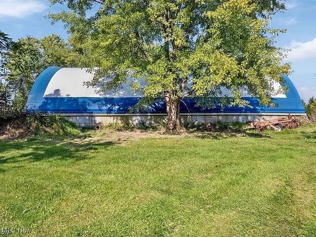 5833 Greenwich Road, Seville, OH 44273