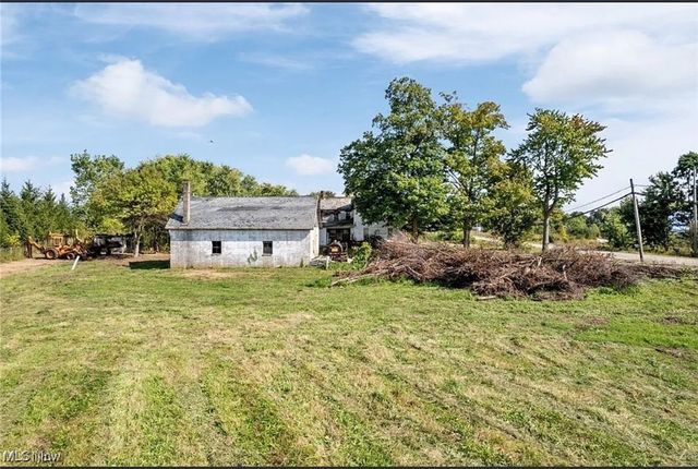 5833 Greenwich Road, Seville, OH 44273