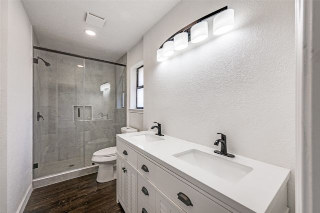 6627 Parkview Drive, North Richland Hills, TX 76182