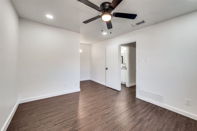 6627 Parkview Drive, North Richland Hills, TX 76182