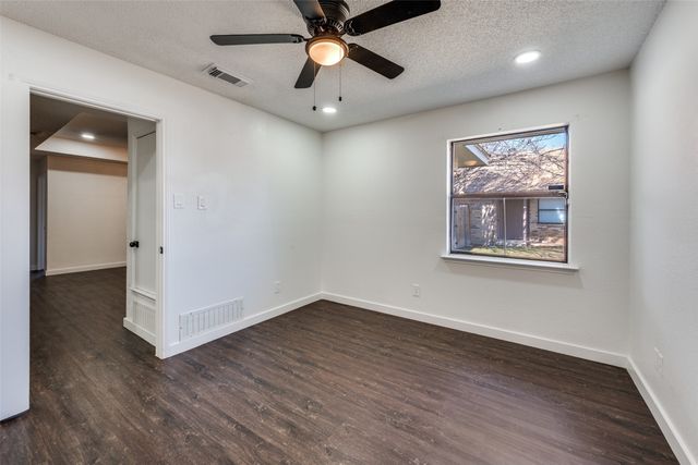 6627 Parkview Drive, North Richland Hills, TX 76182