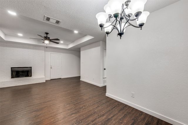 6627 Parkview Drive, North Richland Hills, TX 76182