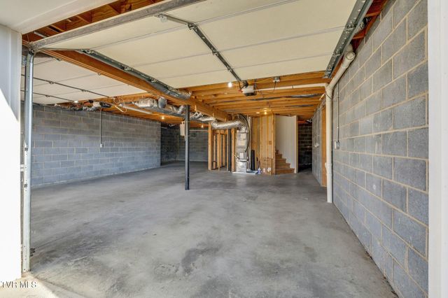 137 Austin Ridge Court, Gray, TN 37615