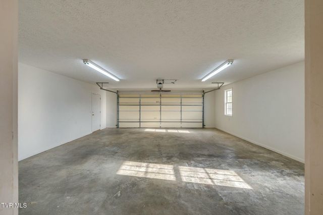 137 Austin Ridge Court, Gray, TN 37615