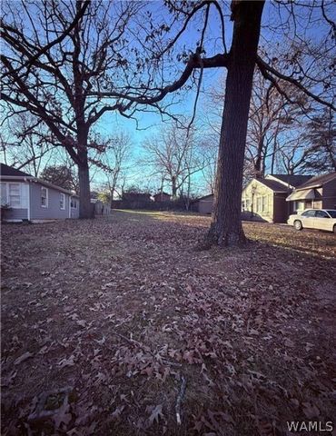 209 2nd, Midfield, AL 35228
