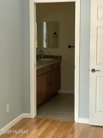 6435 N Tierra de las Catalinas Apt 45, Tucson, AZ 85718