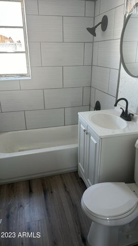 1402 W WHITTON Avenue 1, Phoenix, AZ 85013