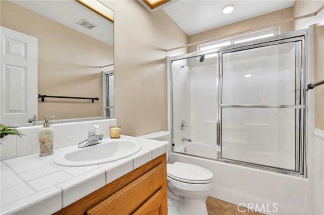 6271 Smoke Tree, Phelan, CA 92371