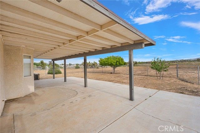 6271 Smoke Tree, Phelan, CA 92371