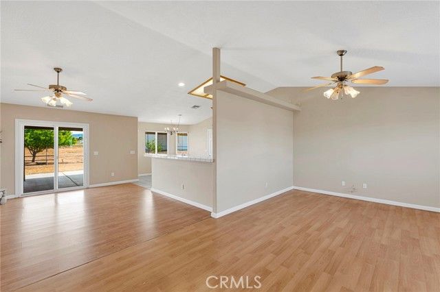 6271 Smoke Tree, Phelan, CA 92371