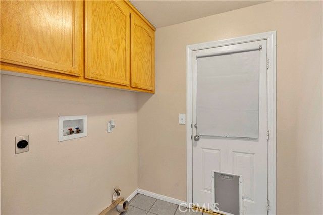 6271 Smoke Tree, Phelan, CA 92371