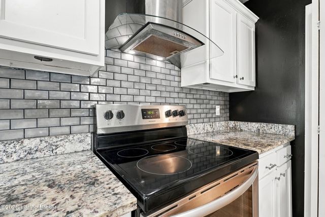 6609 Stana Dr, Louisville, KY 40258