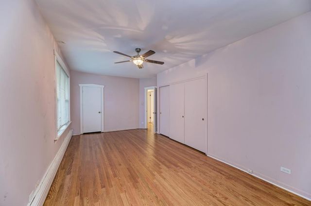 6833 S Cregier Avenue, Chicago, IL 60649