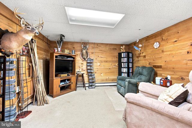 360 OAK DR, Harleysville, PA 19438
