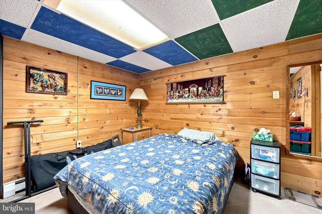 360 OAK DR, Harleysville, PA 19438