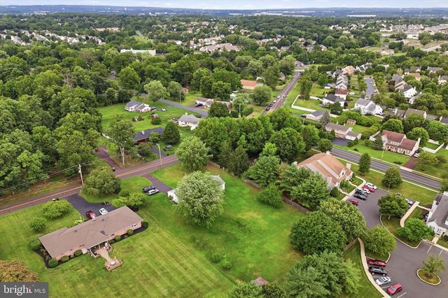 360 OAK DR, Harleysville, PA 19438