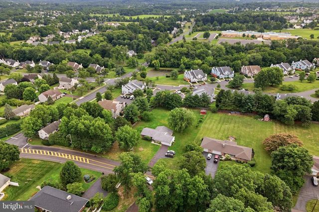 360 OAK DR, Harleysville, PA 19438