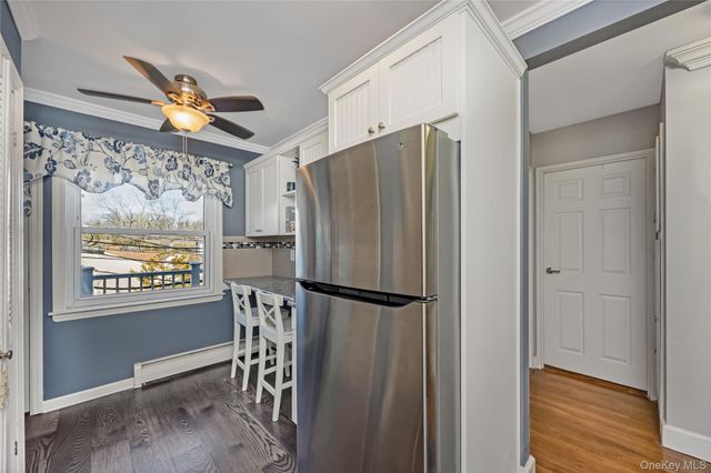 13 Farber Drive 13, West Babylon, NY 11704