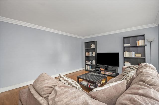 13 Farber Drive 13, West Babylon, NY 11704