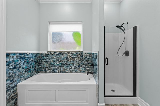 281 S Tracy Dr, Longview, TX 75603