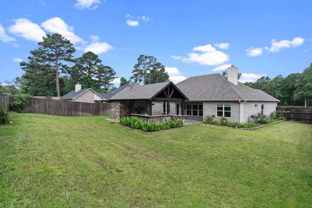 281 S Tracy Dr, Longview, TX 75603