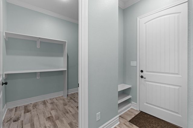 281 S Tracy Dr, Longview, TX 75603