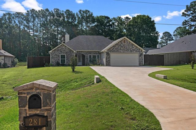 281 S Tracy Dr, Longview, TX 75603